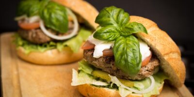 全國最大光影藝術夜遊秀10/1北香湖公園登場 開幕當天搭配無人機表演呈現光與藝術奇幻秀