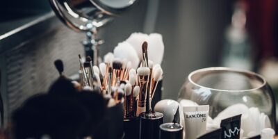 南市新營、鹽水各新增一名確診個案 公佈超商、美妝店、公車站等多處足跡