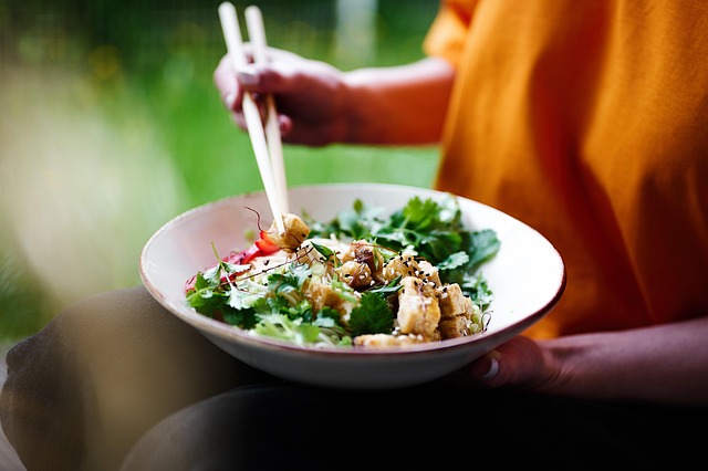 台茂春季音樂會戶外熱鬧登場 周興哲、周予天熱情開唱