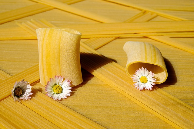 嘉市府「龍光煥發」春聯獲熱烈好評！黃敏惠市長大年初一贈限量開運小紅包 