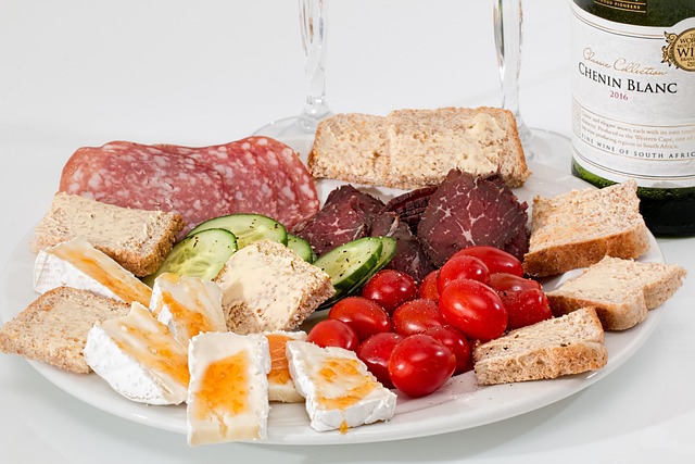 龜山清潔隊三隊員確診 鄰近區中隊支援龜山垃圾清運，暫停資源回收及廚餘回收一天